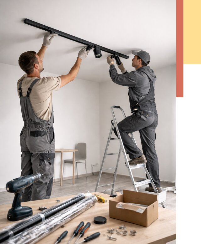 Установка трековых светильников в натяжной потолок в Серове от 4285 руб. | ОТДЕЛОЧНИК-Срв